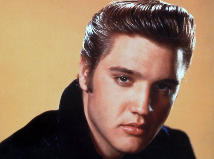 Blue Christmas es interpretado por un joven de 16 años con la voz de Elvis Presley – VIDEO -