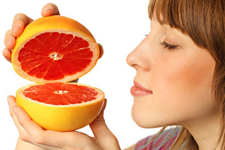 Oler fruta