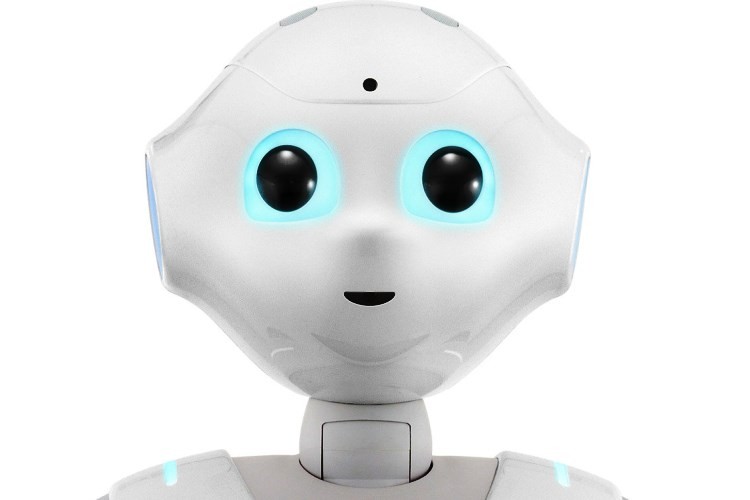 Pepper, el primer robot "con Emociones y corazón"