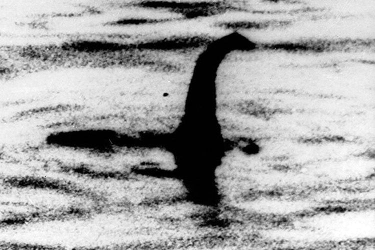 Graban legendario monstruo del lago en Islandia