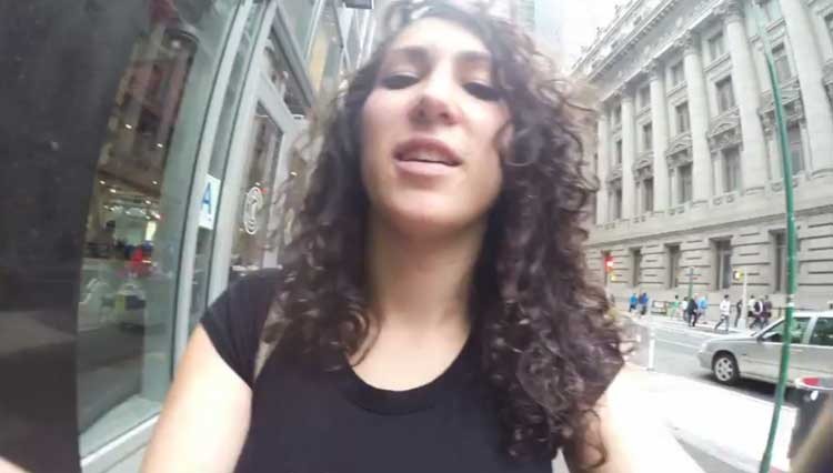 mujer en New York