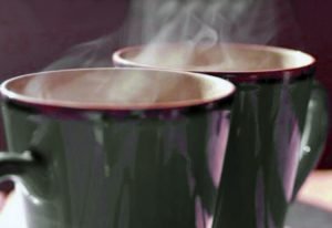 Bebidas muy calientes causarían cáncer de esófago