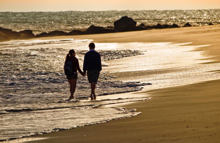Diferencias entre encontrar pareja y buscar pareja