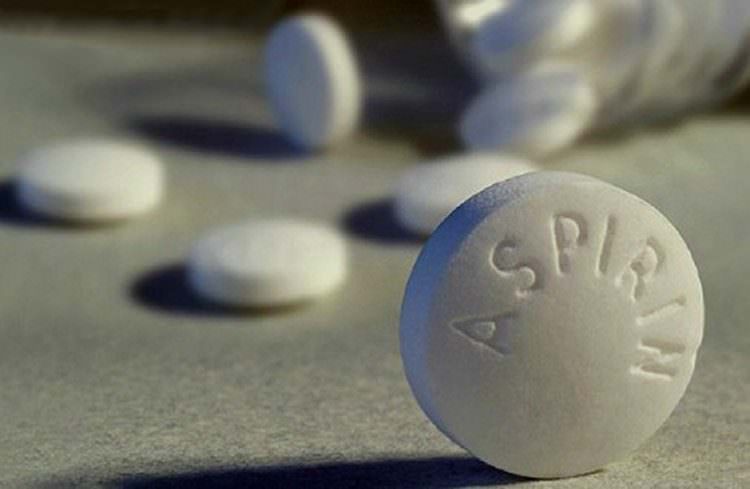 Aspirina y Cáncer – reduce el riesgo de padecerlo