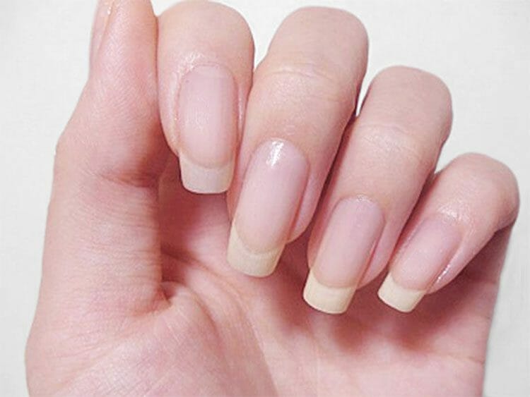 Uñas largas – no siempre son bonitas y pueden ser perjudiciales para la salud