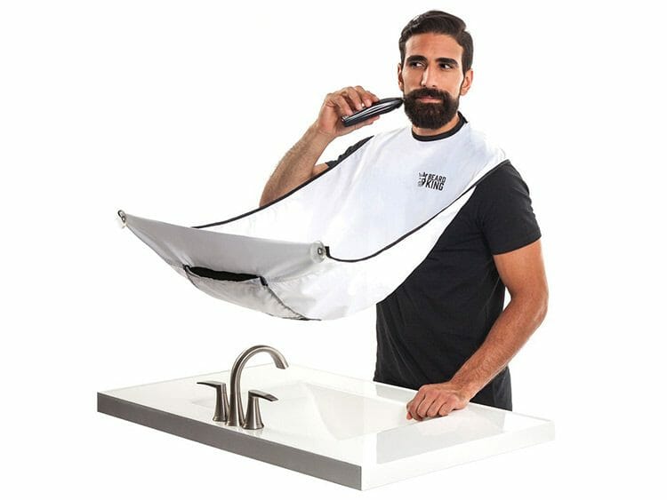 Babero de barba - Historia de los estilos de barba y sus instrumentos